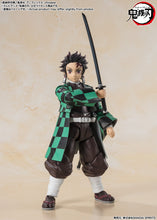 Load image into Gallery viewer, PRE-ORDER S.H.Figuarts Tanjiro Kamado Demon Slayer: Kimetsu no Yaiba (re-offer)