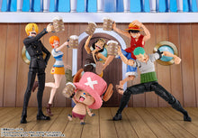 Load image into Gallery viewer, PRE-ORDER S.H.Figuarts The Straw Hat Crew Party Set One Piece