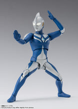 Load image into Gallery viewer, PRE-ORDER  S.H.Figuarts Ultraman Cosmos Luna Mode