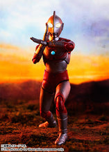 Load image into Gallery viewer, PRE-ORDER S.H.Figuarts Ultraman Jack Reissue