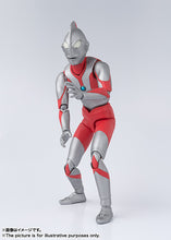Load image into Gallery viewer, PRE-ORDER S.H.Figuarts Ultraman (A Type) Reissue