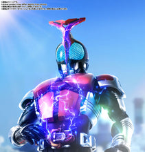 Load image into Gallery viewer, PRE-ORDER S.H.Figuarts (Shinkocchou Seihou) Masked Rider Kabuto Rider form 20th Anniversary Ver. Kamen Rider Kabuto