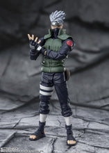 Load image into Gallery viewer, PRE-ORDER S.H.Figuarts Kakashi Hatake Famed Sharingan Hero Naruto Shippuden