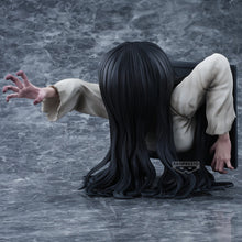 Load image into Gallery viewer, PRE-ORDER Sadako Bust Figure Sadako