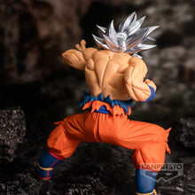 Load image into Gallery viewer, PRE-ORDER Son Goku Ultra Instinct Blood Of Saiyans Special Xx Dragon Ball