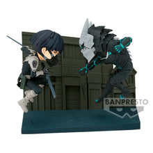 Load image into Gallery viewer, PRE-ORDER Soshiro Hoshina Vs. Kaiju No. 8 World Collectable Figure Log Stories Kaiju No.8