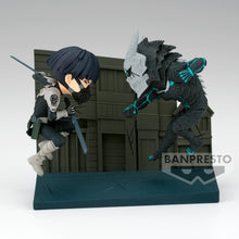 Load image into Gallery viewer, PRE-ORDER Soshiro Hoshina Vs. Kaiju No. 8 World Collectable Figure Log Stories Kaiju No.8