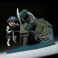 Load image into Gallery viewer, PRE-ORDER Soshiro Hoshina Vs. Kaiju No. 8 World Collectable Figure Log Stories Kaiju No.8