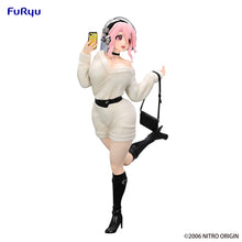 Load image into Gallery viewer, PRE-ORDER Super Sonico Trio-Try-iT Figure Winter Memory ver.