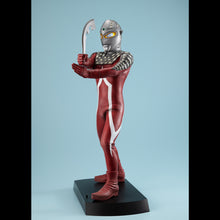 Load image into Gallery viewer, PRE-ORDER Ultimate Article Ultra Seven Battle Image Color Edition