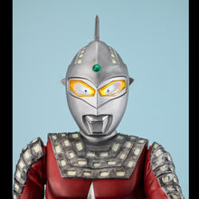 Load image into Gallery viewer, PRE-ORDER Ultimate Article Ultra Seven Battle Image Color Edition