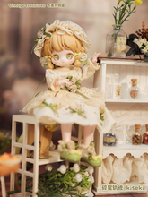 Load image into Gallery viewer, PRE-ORDER Vintage treasures - Antique Gift Box (8 figures set)