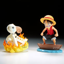 Load image into Gallery viewer, Authentic World Collectable Figure Log Stories Monkey D. Luffy & Going Merry One Piece