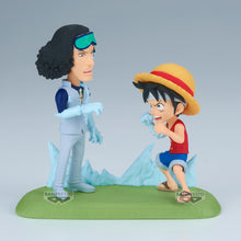 Load image into Gallery viewer, PRE-ORDER World Collectable Figure Log Stories Monkey D. Luffy vs. Kuzan One Piece