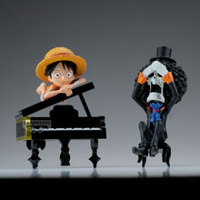 Load image into Gallery viewer, PRE-ORDER World Collectable Log Stories Monkey D. Luffy & Brook One Piece