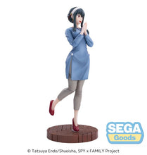 Load image into Gallery viewer, PRE-ORDER Yor Forger Luminasta Figure Season 1 Cours 2 Ending Coordination ver. Spy x Family