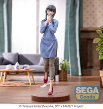 Load image into Gallery viewer, PRE-ORDER Yor Forger Luminasta Figure (Season 1 Cours 2 ED Coordination Ver. 2) Spy x Family