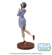 Load image into Gallery viewer, PRE-ORDER Yor Forger Luminasta Figure (Season 1 Cours 2 ED Coordination Ver. 2) Spy x Family