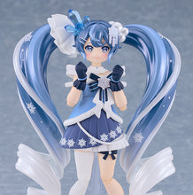Load image into Gallery viewer, PRE-ORDER figma Snow Miku: Crystal Snow ver. Character Vocal Series 01: Hatsune Miku