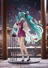 Load image into Gallery viewer, PRE-ORDER 1/7 Scale Hatsune Miku (Chinese New Year 2023 Ver.)