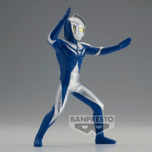 Load image into Gallery viewer, PRE-ORDER Ultraman Cosmos - Hero's Brave Statue Figure Ultraman Cosmos Luna Mode