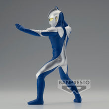 Load image into Gallery viewer, PRE-ORDER Ultraman Cosmos - Hero's Brave Statue Figure Ultraman Cosmos Luna Mode