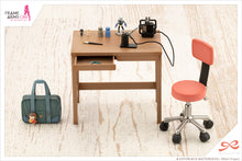 Load image into Gallery viewer, PRE-ORDER 1/10 Scale Bukiko Kotobuki Modeler's Edition Wakaba Girl's High School Winter Clothes