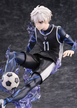 Load image into Gallery viewer, PRE-ORDER 1/7 Scale Seishiro Nagi Bluelock