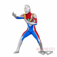 Load image into Gallery viewer, PRE-ORDER Ultraman Dyna Hero's Brave Statue Figure Ultraman Dyna Aoke Kiskeki No Hikari Ver. B