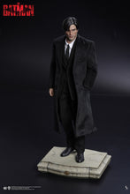 Load image into Gallery viewer, PRE-ORDER 1/6 Scale Bruce Wayne Standard Edition