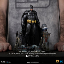 Load image into Gallery viewer, PRE-ORDER 1/10 Art Scale Batman Unleashed Deluxe - DC Comics