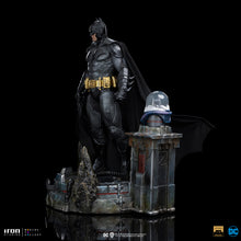 Load image into Gallery viewer, PRE-ORDER 1/10 Art Scale Batman Unleashed Deluxe - DC Comics