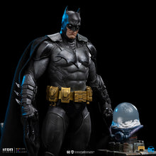 Load image into Gallery viewer, PRE-ORDER 1/10 Art Scale Batman Unleashed Deluxe - DC Comics