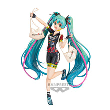 Load image into Gallery viewer, PRE-ORDER Hatsune Miku Banpresto Chronicle Racing Ver. EST Print & Hair (Racing Miku -2019!) Team Ukyo Cheering Ver.