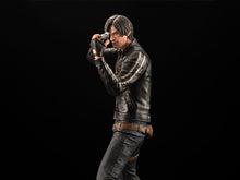 Load image into Gallery viewer, PRE-ORDER 1/6 Scale ArtFX Leon S. Kennedy (Renewal Package Ver.) Resident Evil: Vendetta