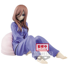 Load image into Gallery viewer, BANPRESTO MIKU NAKANO FIGURE THE QUINTESSENTIAL QUINTUPLETS II