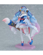 Load image into Gallery viewer, PRE-ORDER Figma Snow Miku Serene Winter ver. Character Vocal Series 01 Hatsune Miku