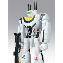 Load image into Gallery viewer, PRE-ORDER Shogun Warriors Robotech 24" Retro Figure (Limited Edition)