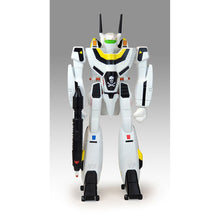 Load image into Gallery viewer, PRE-ORDER Shogun Warriors Robotech 24" Retro Figure (Limited Edition)