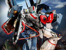Load image into Gallery viewer, Robotech Macross VF1J Full Armour Version Statue