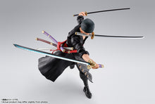 Load image into Gallery viewer, PRE-ORDER S.H Figuarts Ronoroa Zoro (The Raid On Onigashima) One Piece