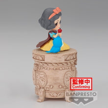 Load image into Gallery viewer, PRE-ORDER Q Posket Snow White Stories Disney Characters Country Style (Ver. B)