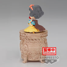Load image into Gallery viewer, PRE-ORDER Q Posket Snow White Stories Disney Characters Country Style (Ver. B)