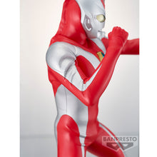 Load image into Gallery viewer, PRE-ORDER Akai Daichi No Chikara Ultraman Dyna Hero's Brave Statue Figure (Ver A)