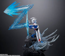 Load image into Gallery viewer, PRE-ORDER FiguartsZERO Ultraman Zett Ultraman Z