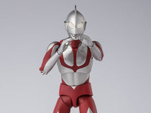 Load image into Gallery viewer, PRE-ORDER S.H.Figuarts Shin Ultraman
