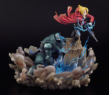 Load image into Gallery viewer, PRE-ORDER NON-SCALE Edward Elric & Alphonse Elric Fullmetal Alchemist Brotherhood (Limited Quantity)