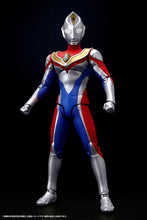 Load image into Gallery viewer, PRE-ORDER S.H.Figuarts (Shinkocchou Seihou) Ultraman Dyna Flash Type
