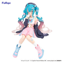 Load image into Gallery viewer, PRE-ORDER Hatsune Miku - Noodle Stopper Figure -Hatsune Miku Love Sailor (Purple Color ver.)