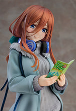 Load image into Gallery viewer, PRE-ORDER 1/6 Scale Miku Nakano Date Style Ver. The Quintessential Quintuplets Figure